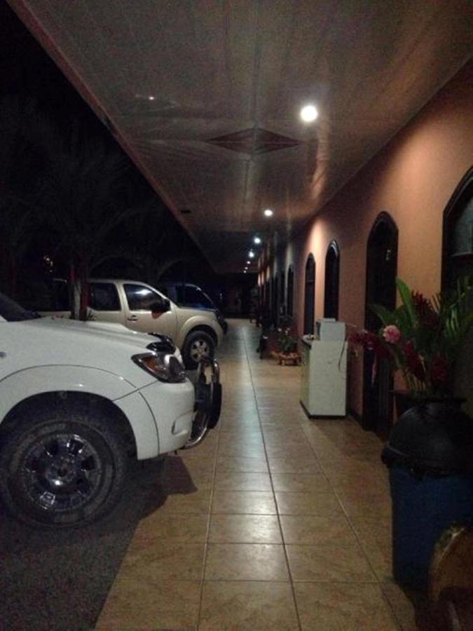Hotel Vista Al Tortuguero Cariari  ภายนอก รูปภาพ