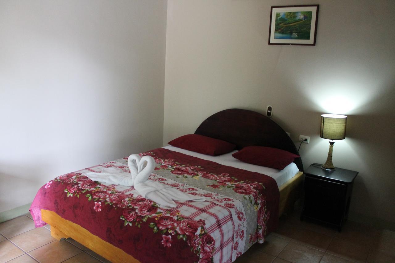 Hotel Vista Al Tortuguero Cariari  ภายนอก รูปภาพ